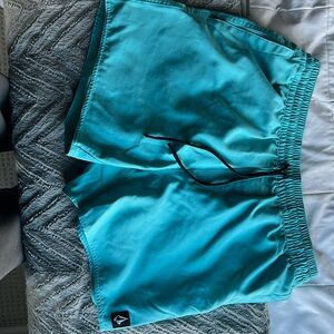 Volcom L swim trunks